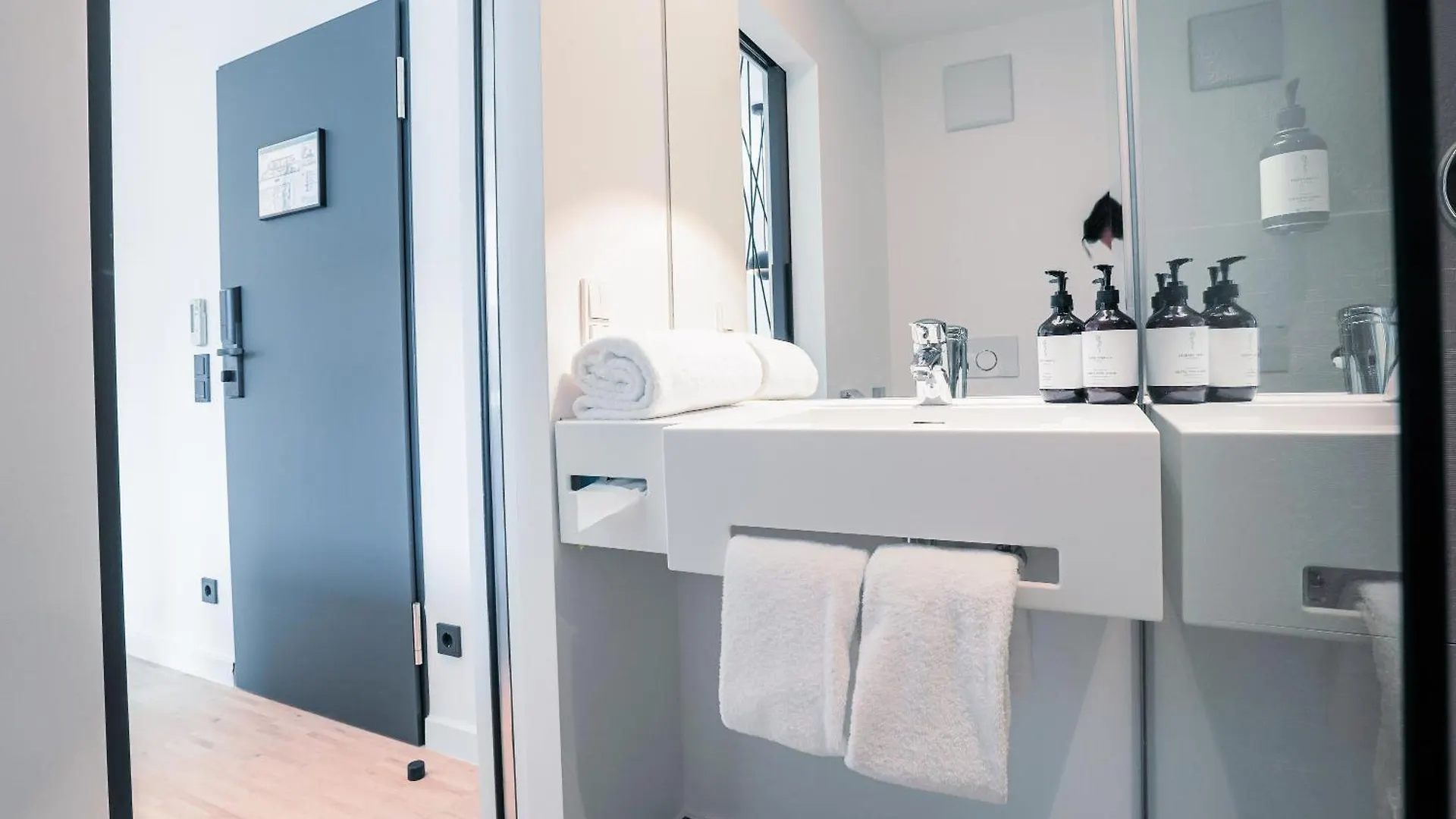 Bob W Munich Schwabing Aparthotel