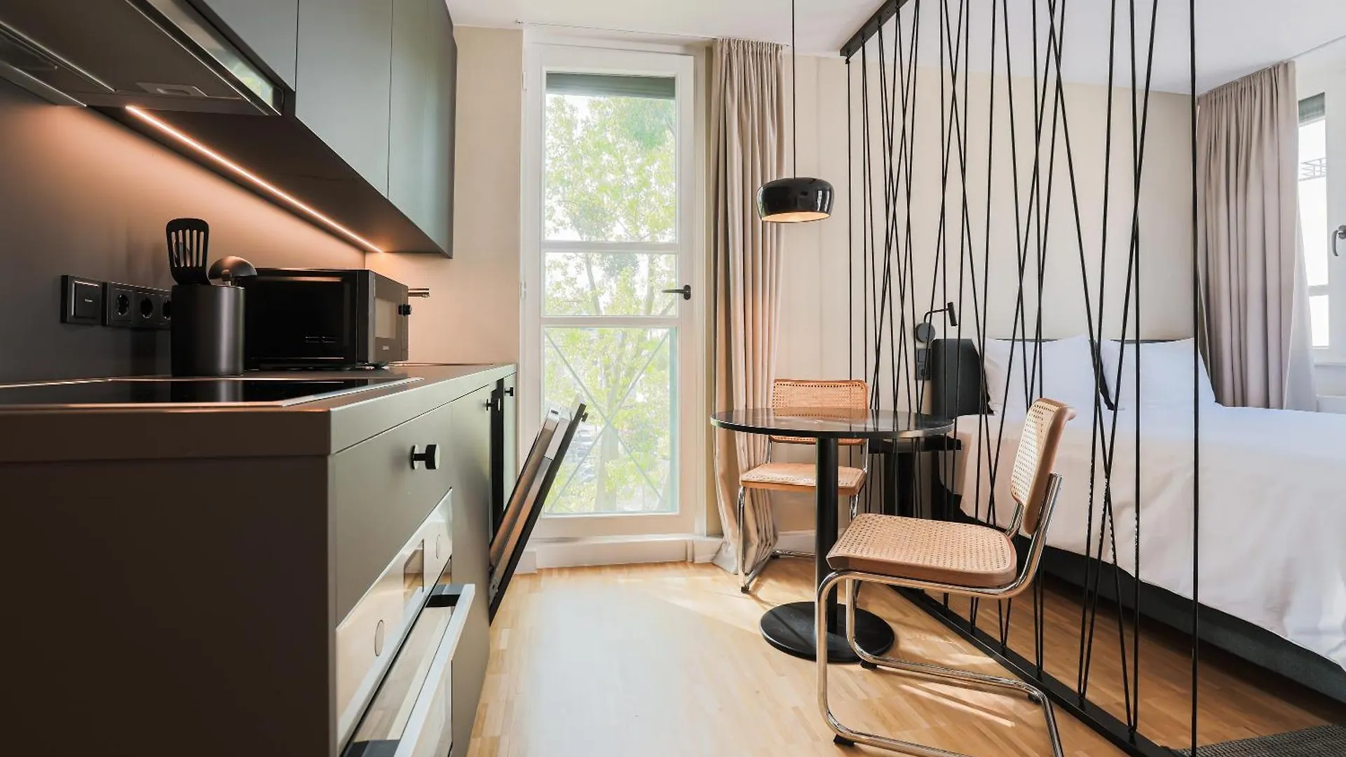 Bob W Munich Schwabing Aparthotel Germany